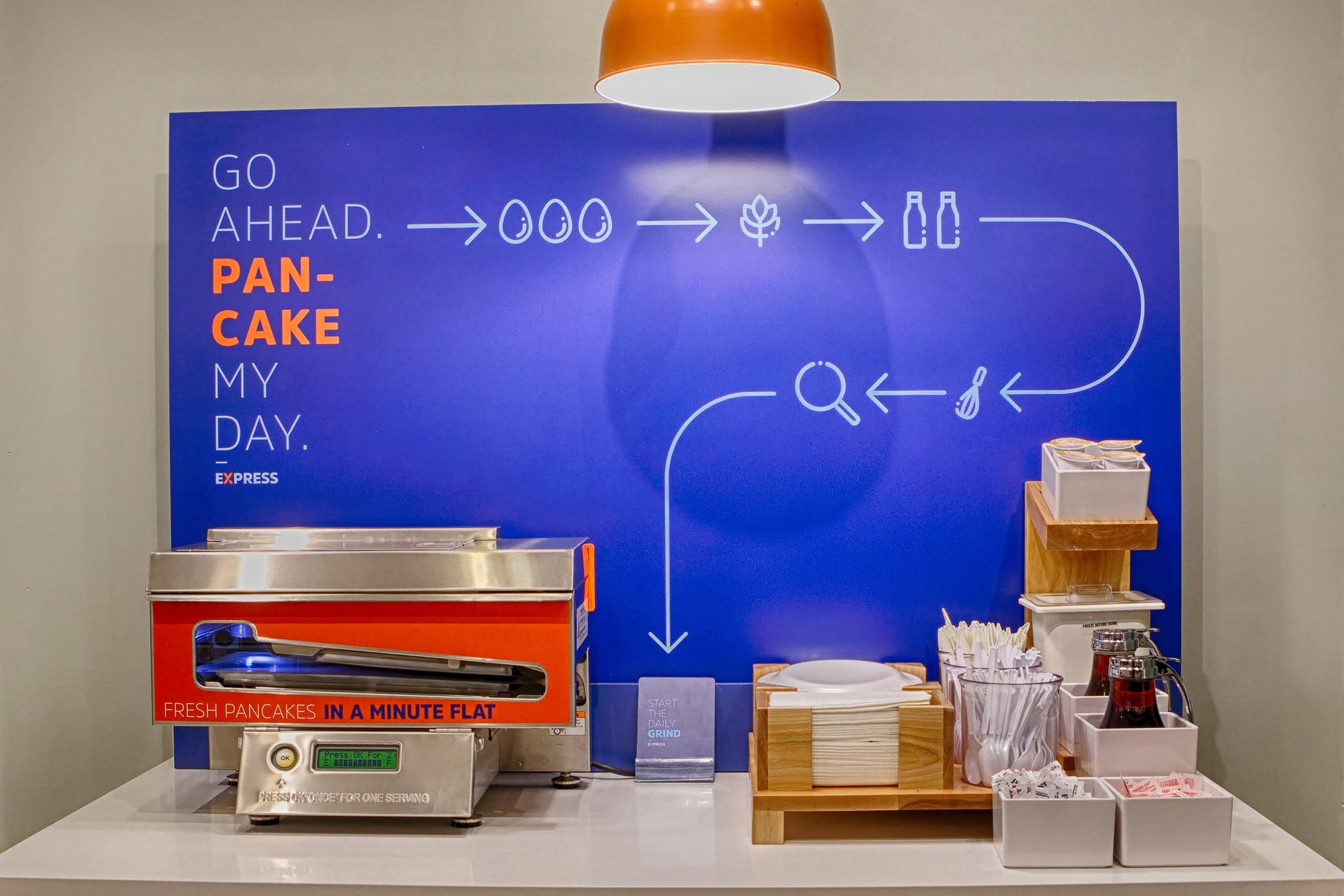 Express & South By Ihg Lincoln