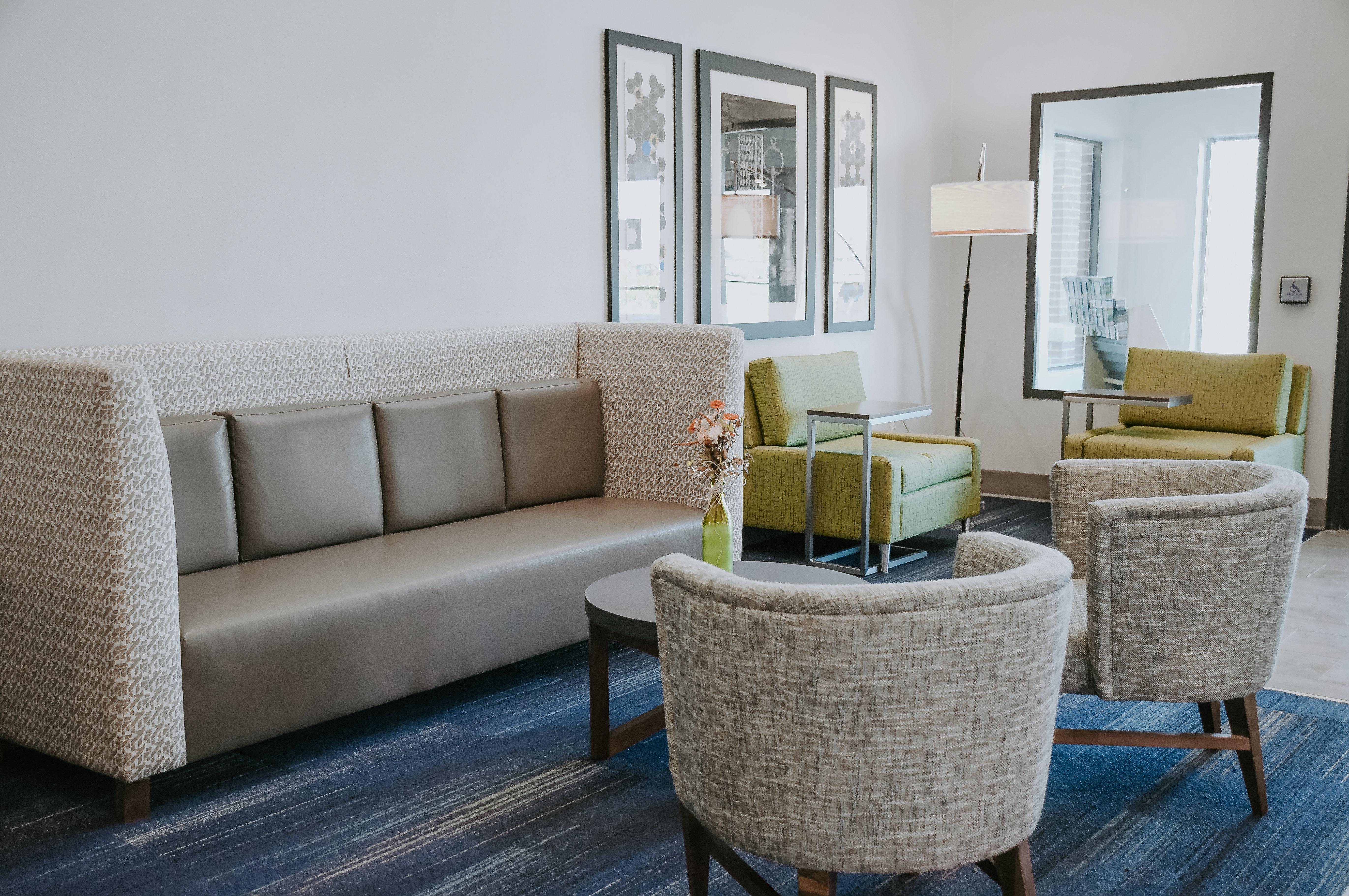 Hotel Express & South By Ihg 2*