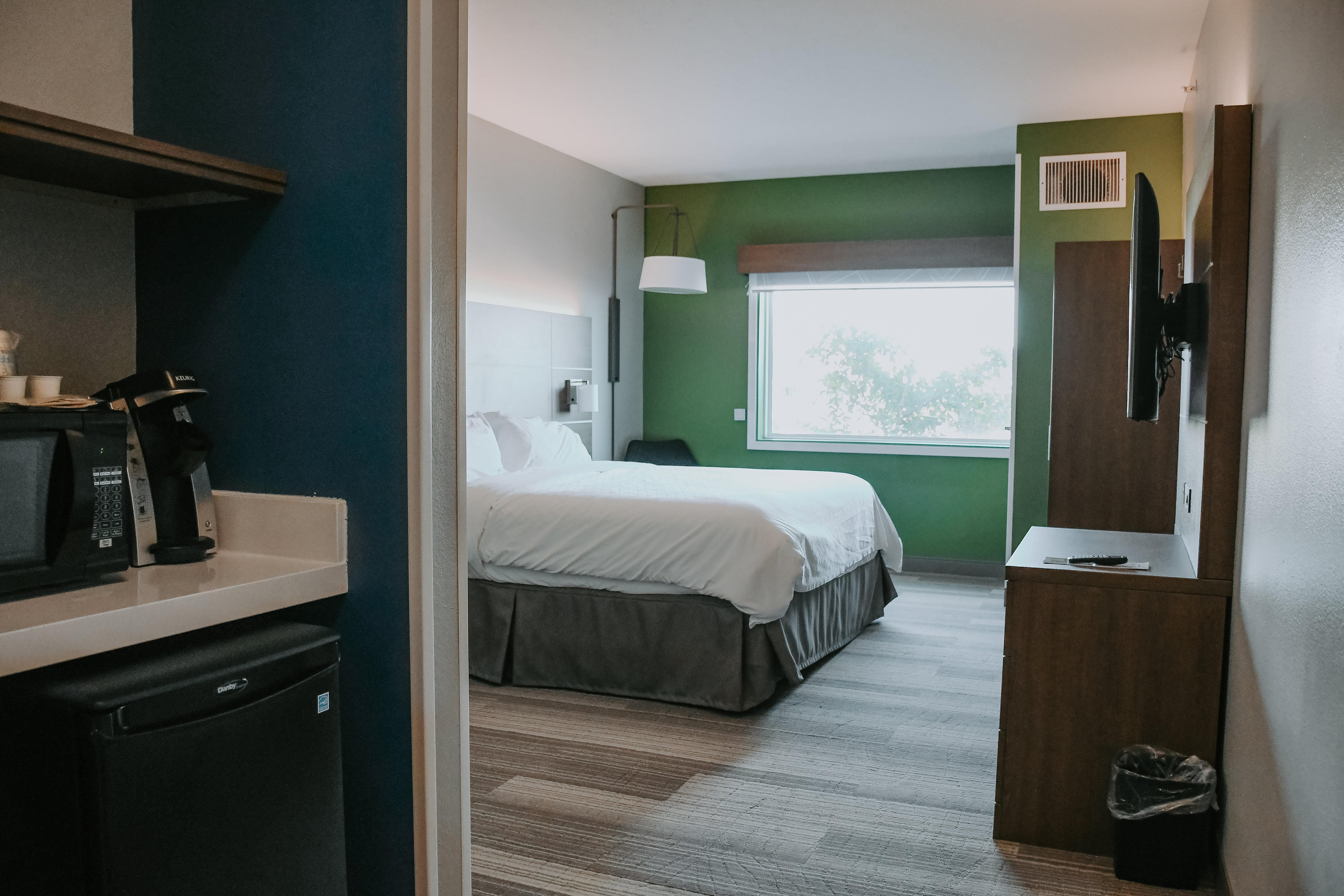 Express & South By Ihg 2* Lincoln