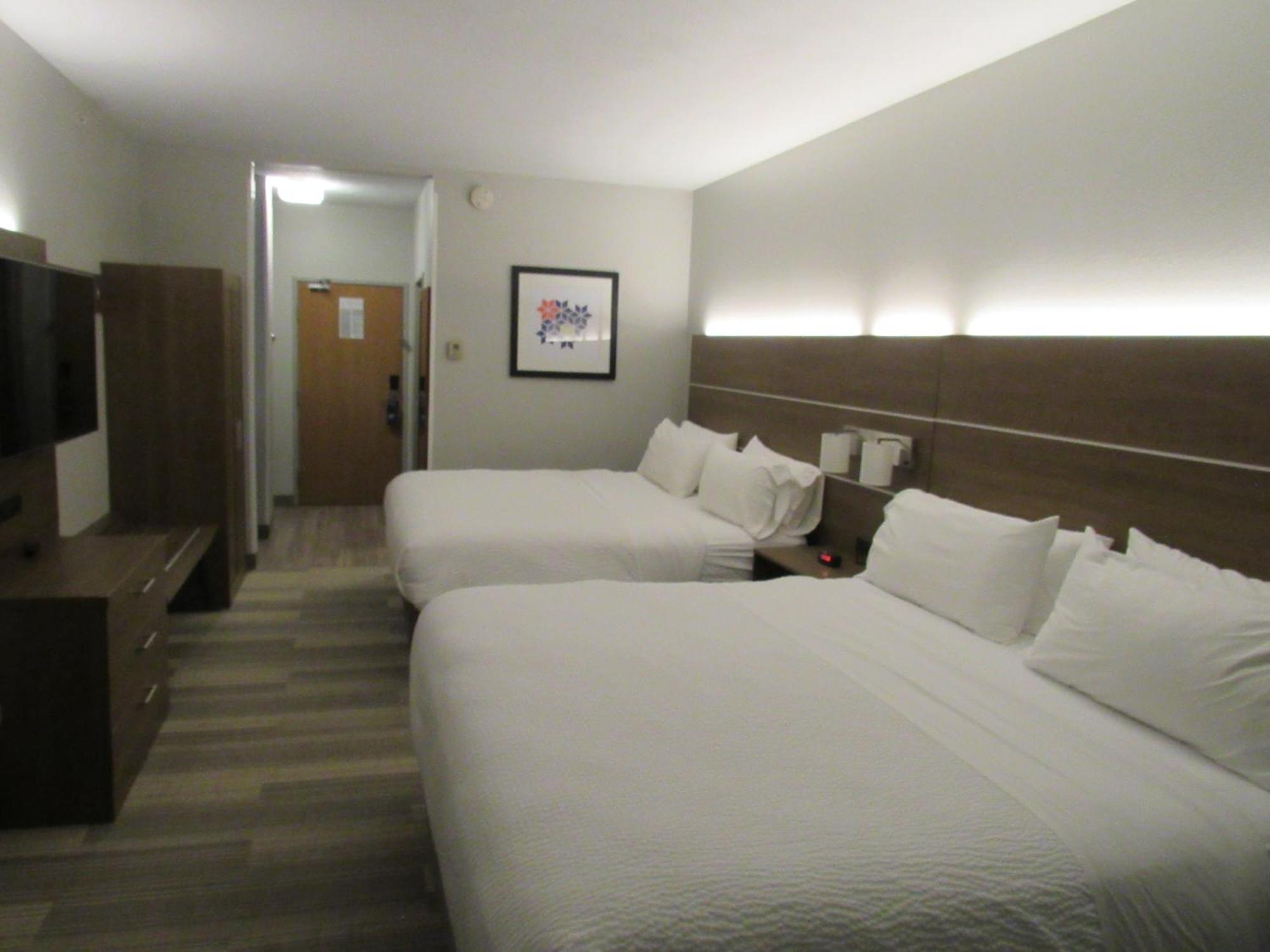 Express & South By Ihg